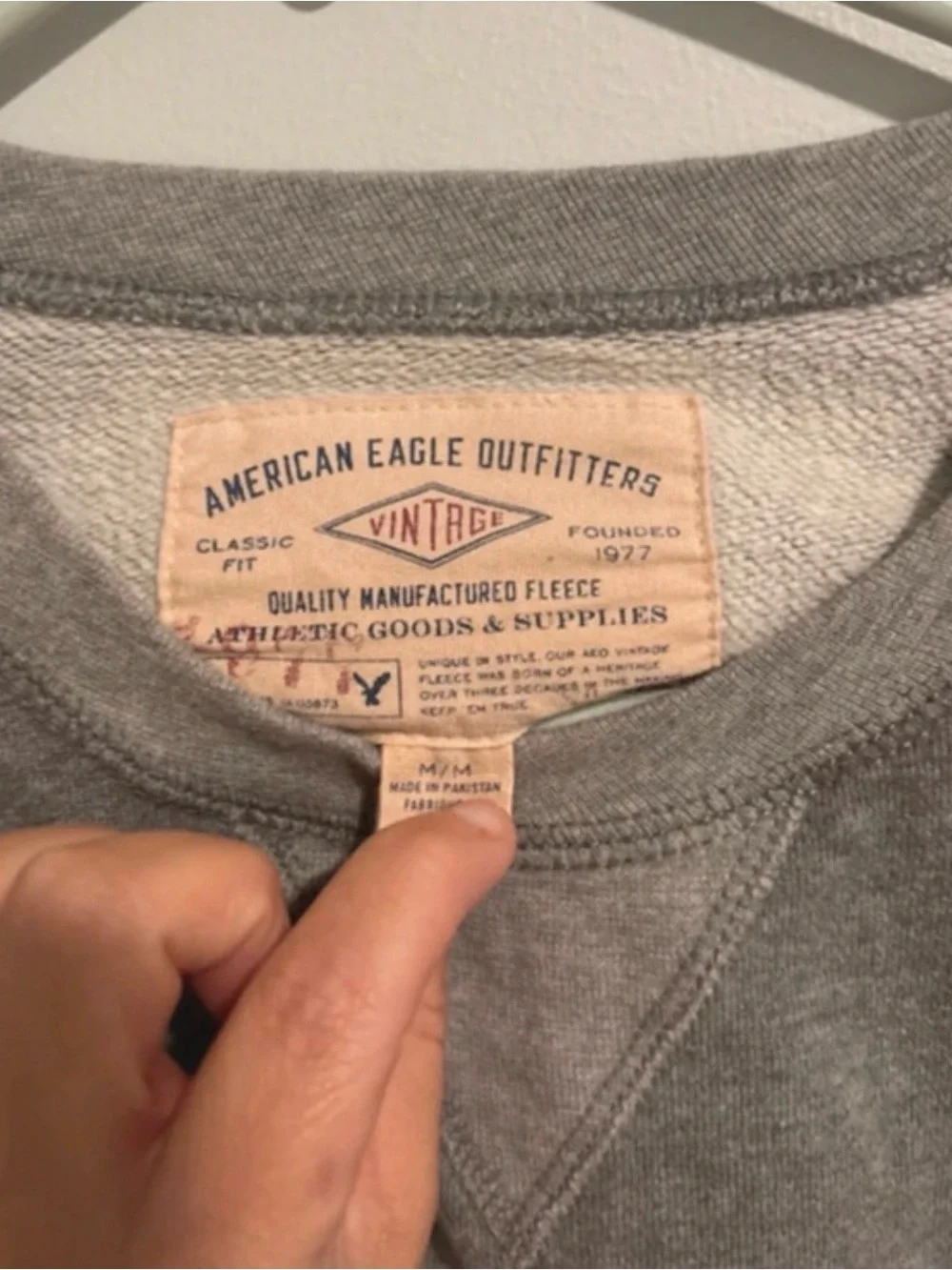 American Eagle Outfitters Men’s Two-Tone Gray Crewneck Sweatshirt